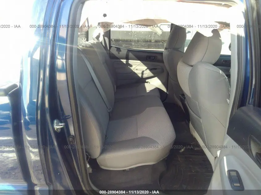 2015 TOYOTA TACOMA 