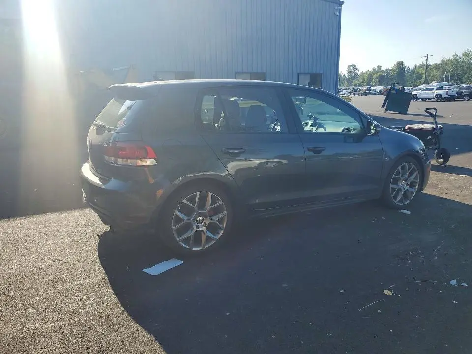2014 VOLKSWAGEN GTI   