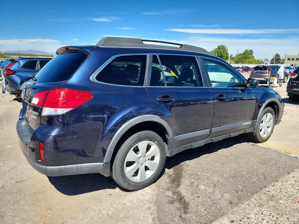 2012 SUBARU OUTBACK 2.5I PREMIUM  