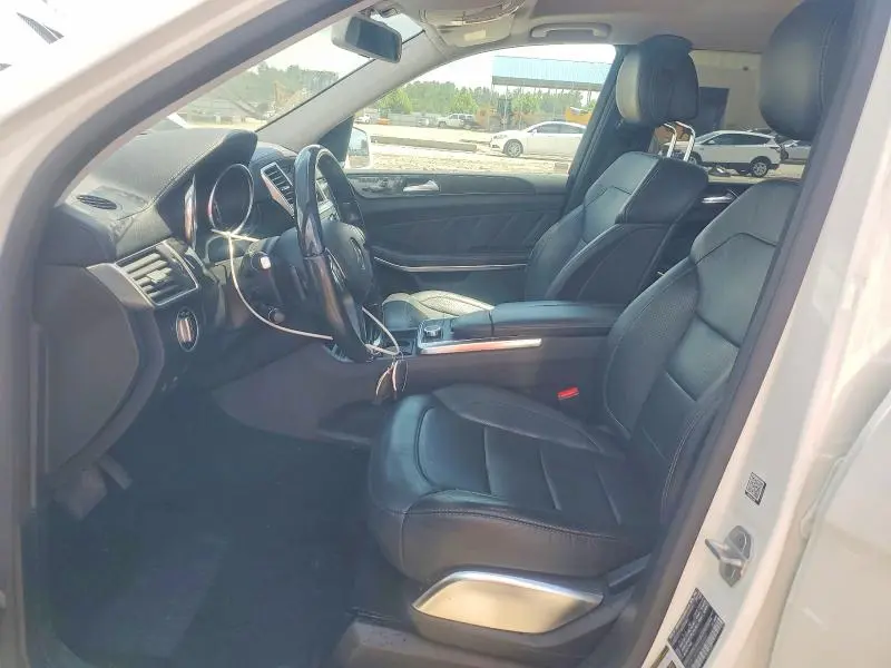 2015 MERCEDES-BENZ GL 550 4MATIC  