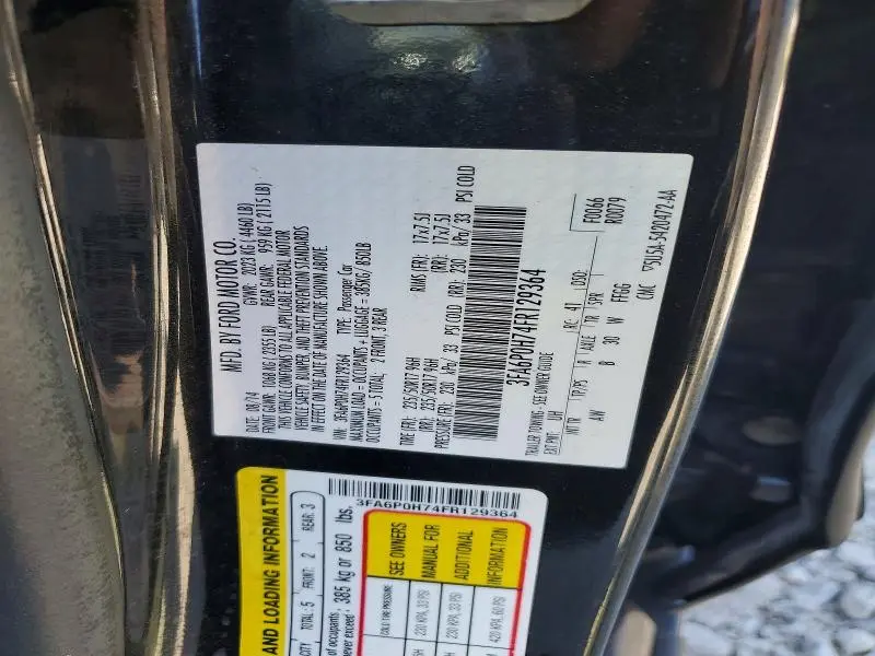 2015 FORD FUSION SE  