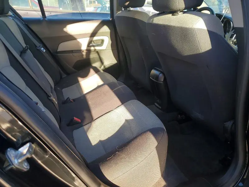 2012 CHEVROLET CRUZE LS  