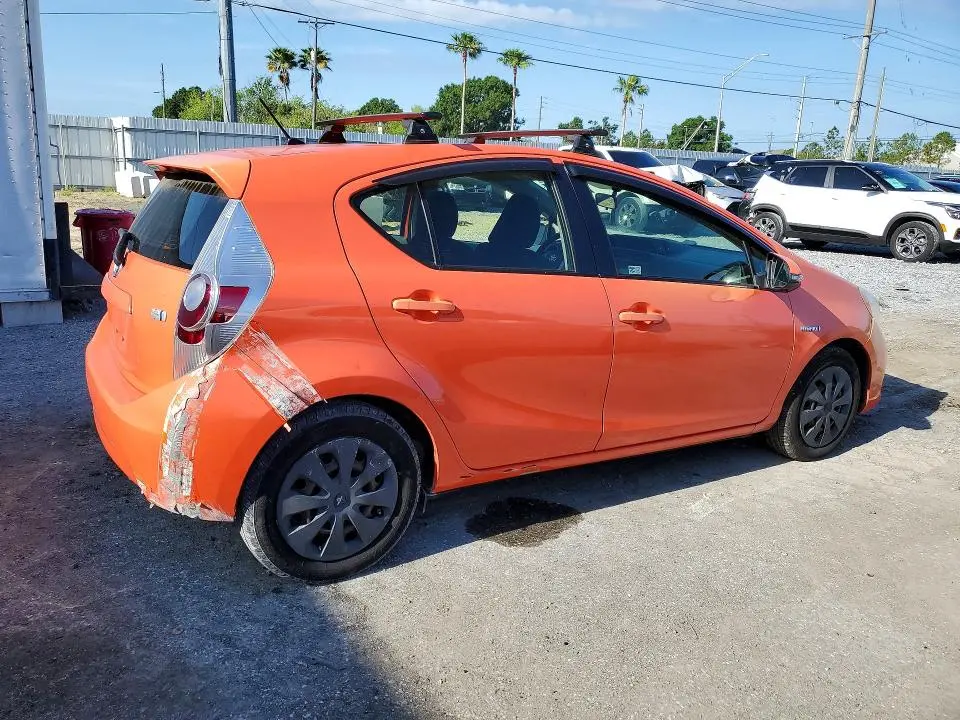 2013 TOYOTA PRIUS C TWO  