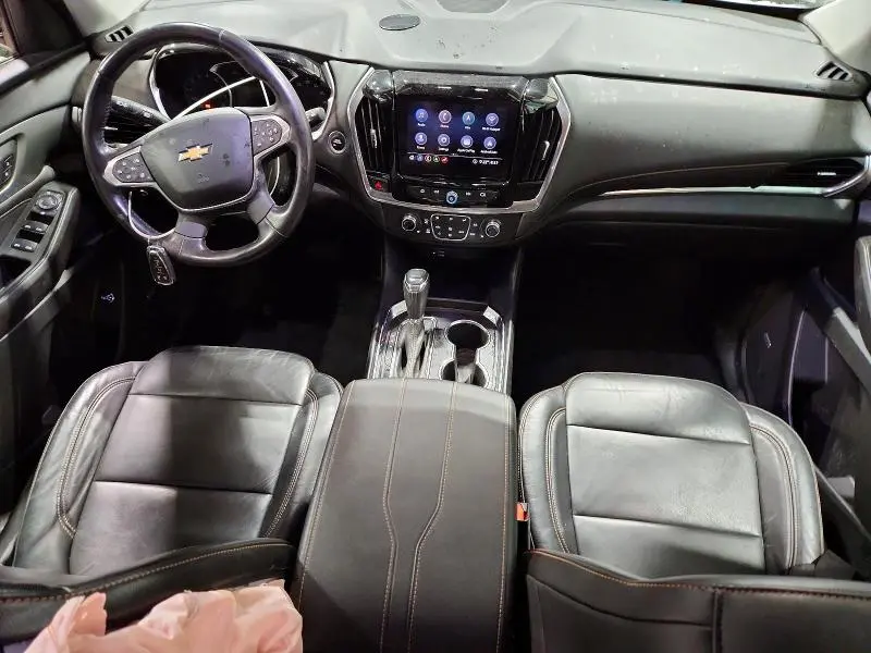 2020 CHEVROLET TRAVERSE LT  