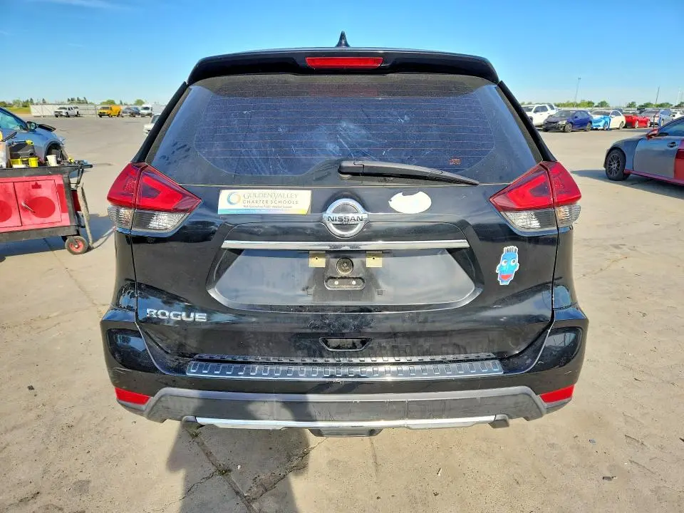 2018 NISSAN ROGUE S  