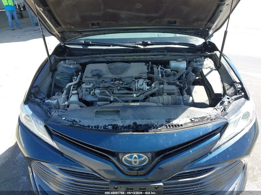 2019 TOYOTA CAMRY HYBRID XLE