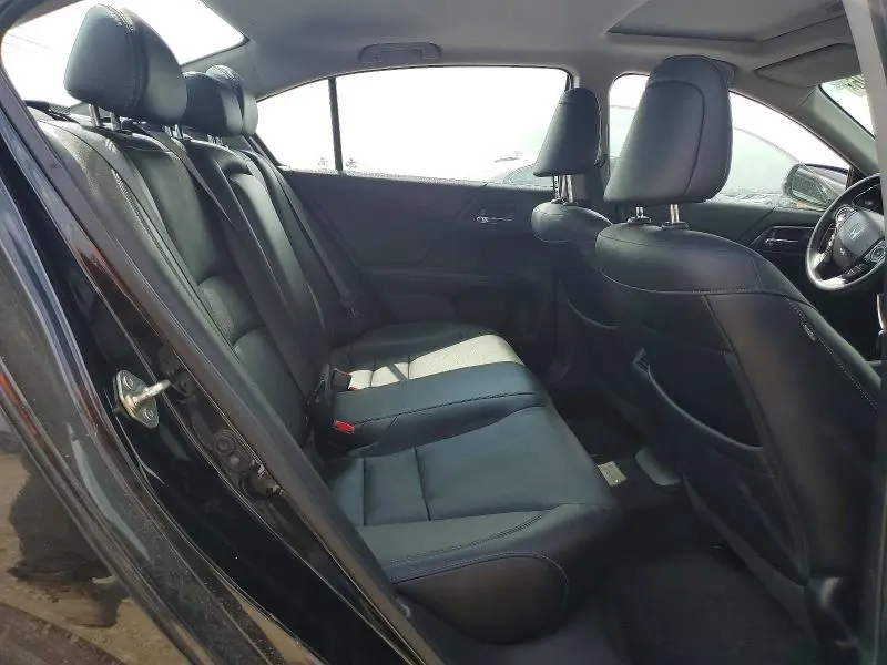 2017 HONDA ACCORD TOURING  