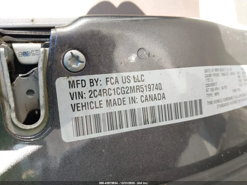 2021 CHRYSLER VOYAGER LX