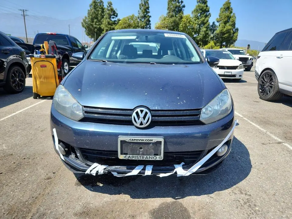 2013 VOLKSWAGEN GOLF   