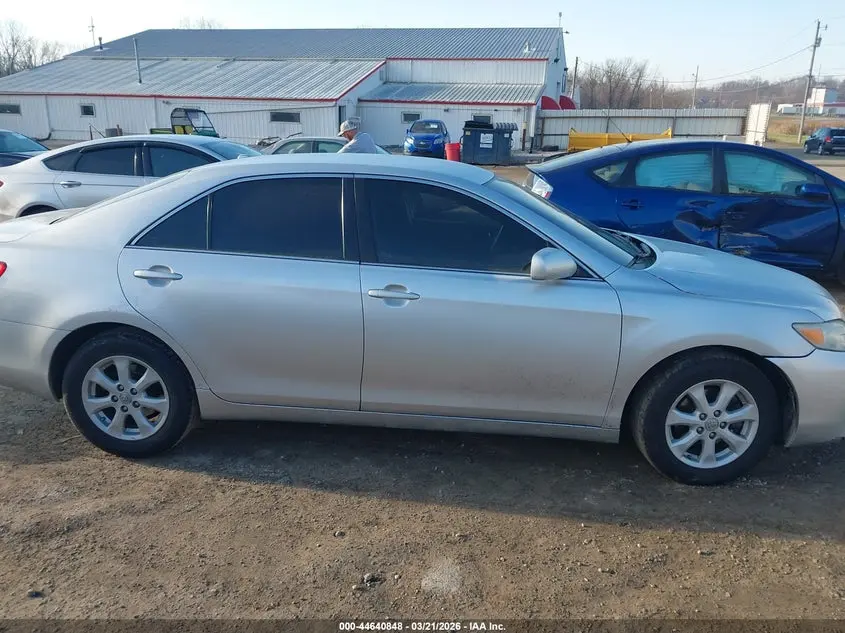2011 TOYOTA CAMRY LE