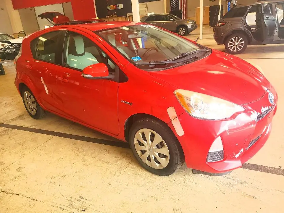 2014 TOYOTA PRIUS C ONE  