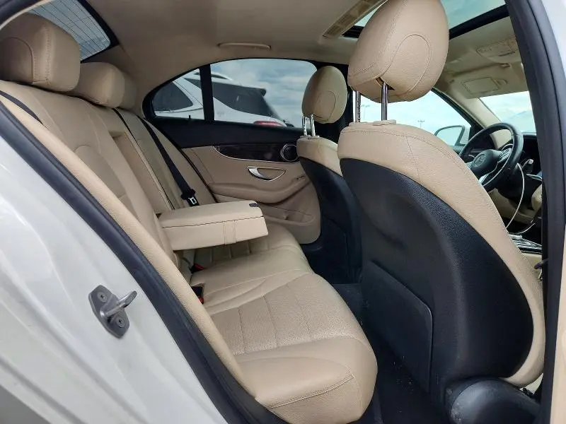 2019 MERCEDES-BENZ C 300  