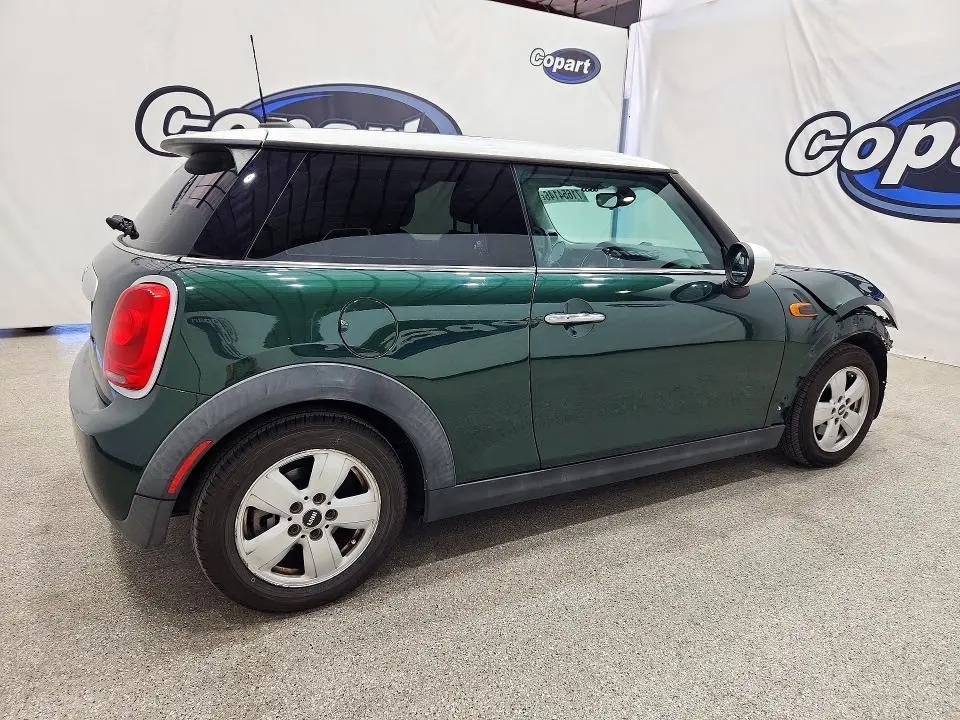 2015 MINI COOPER   