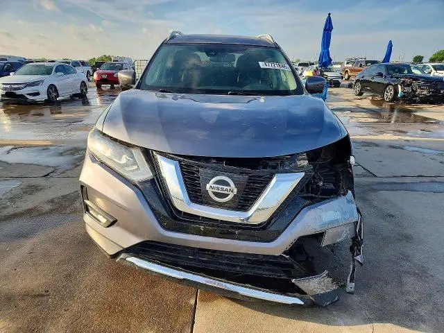 2017 NISSAN ROGUE SL  