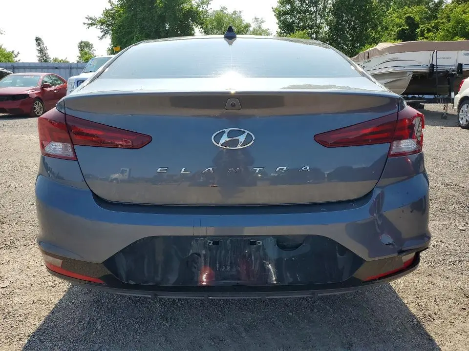 2020 HYUNDAI ELANTRA SEL  