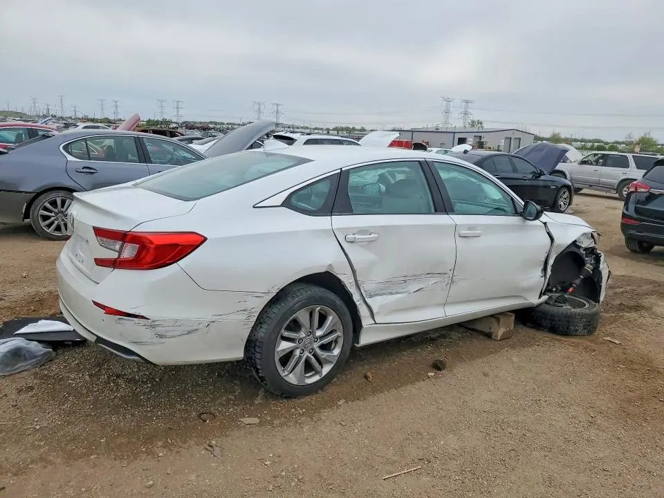 2019 HONDA ACCORD LX  