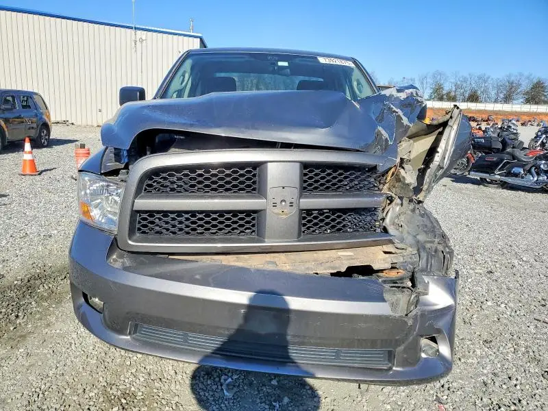 2012 DODGE RAM 1500 ST  