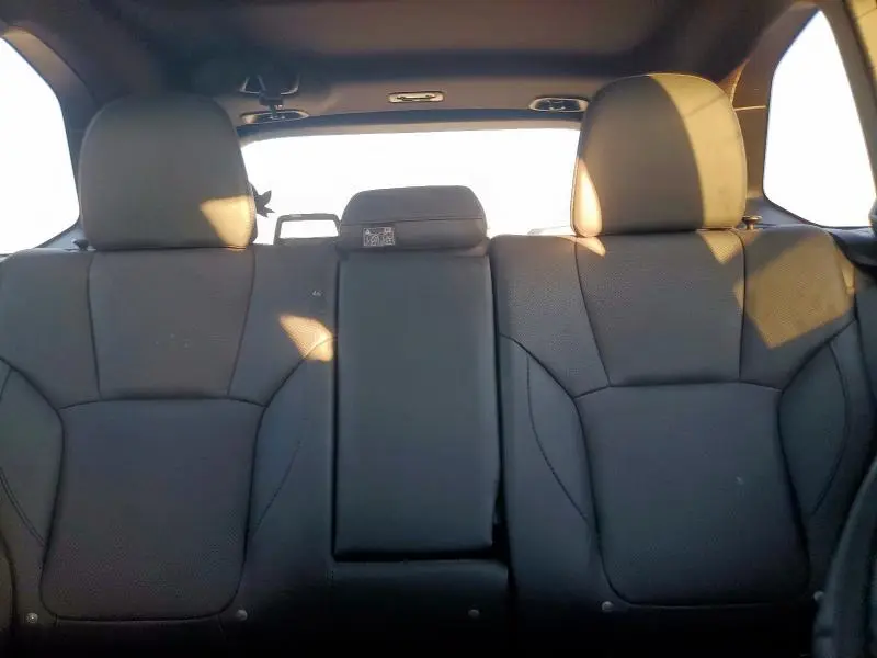 2025 SUBARU FORESTER LIMITED  