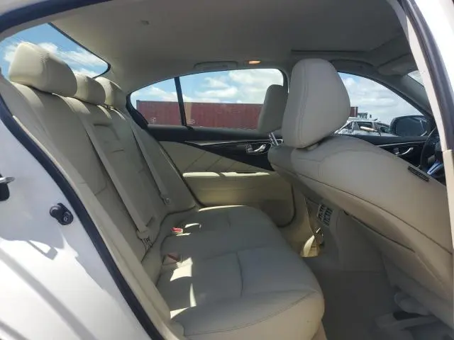 2019 INFINITI Q50 LUXE  