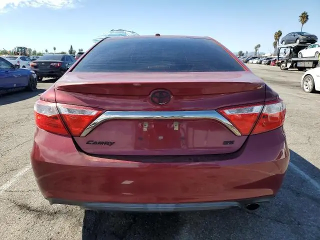 2016 TOYOTA CAMRY LE  