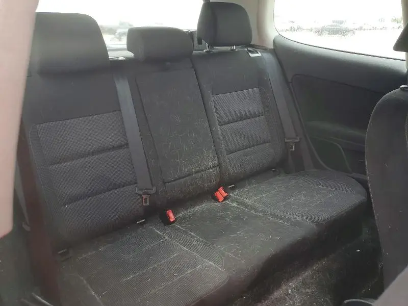 2012 VOLKSWAGEN GOLF   