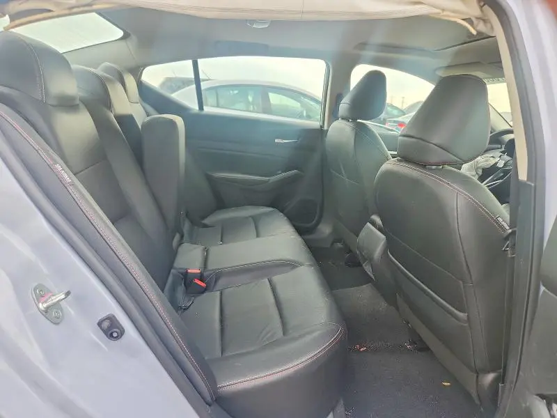 2024 NISSAN ALTIMA SR  