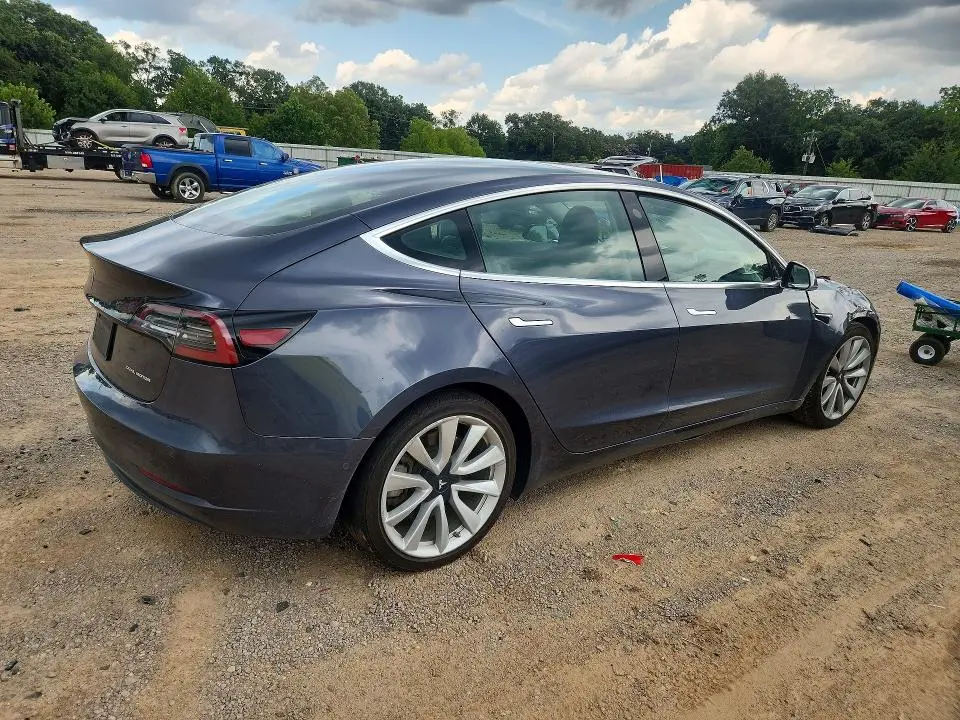 2019 TESLA MODEL 3   