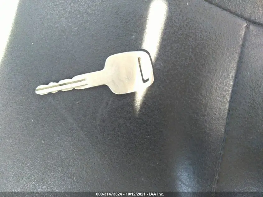 2013 NISSAN VERSA S PLUS