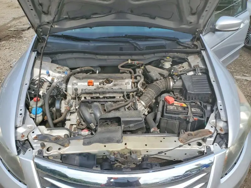 2011 HONDA ACCORD SE  
