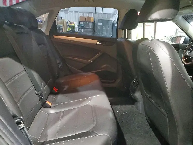 2021 VOLKSWAGEN PASSAT SE  