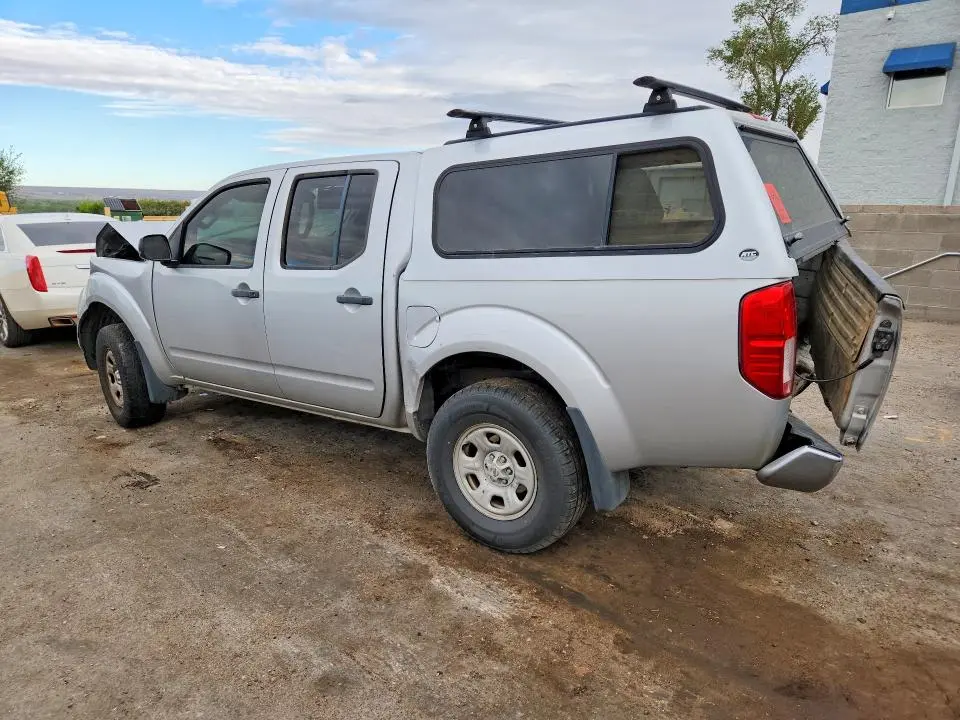 2013 NISSAN FRONTIER S  