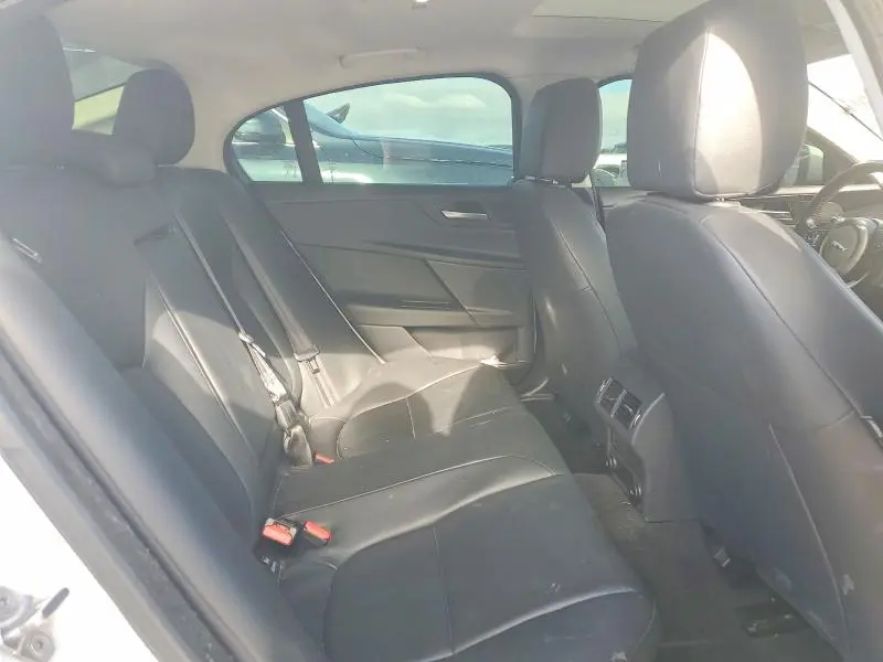 2017 JAGUAR XE   