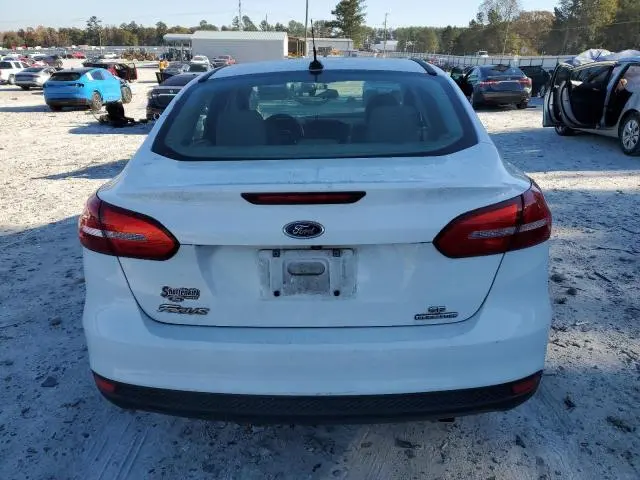 2016 FORD FOCUS SE  
