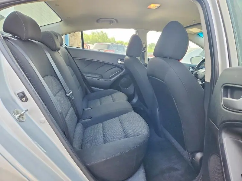 2018 KIA FORTE LX  