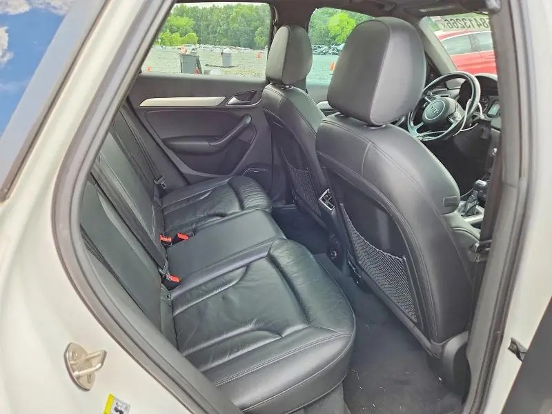 2016 AUDI Q3 PRESTIGE  