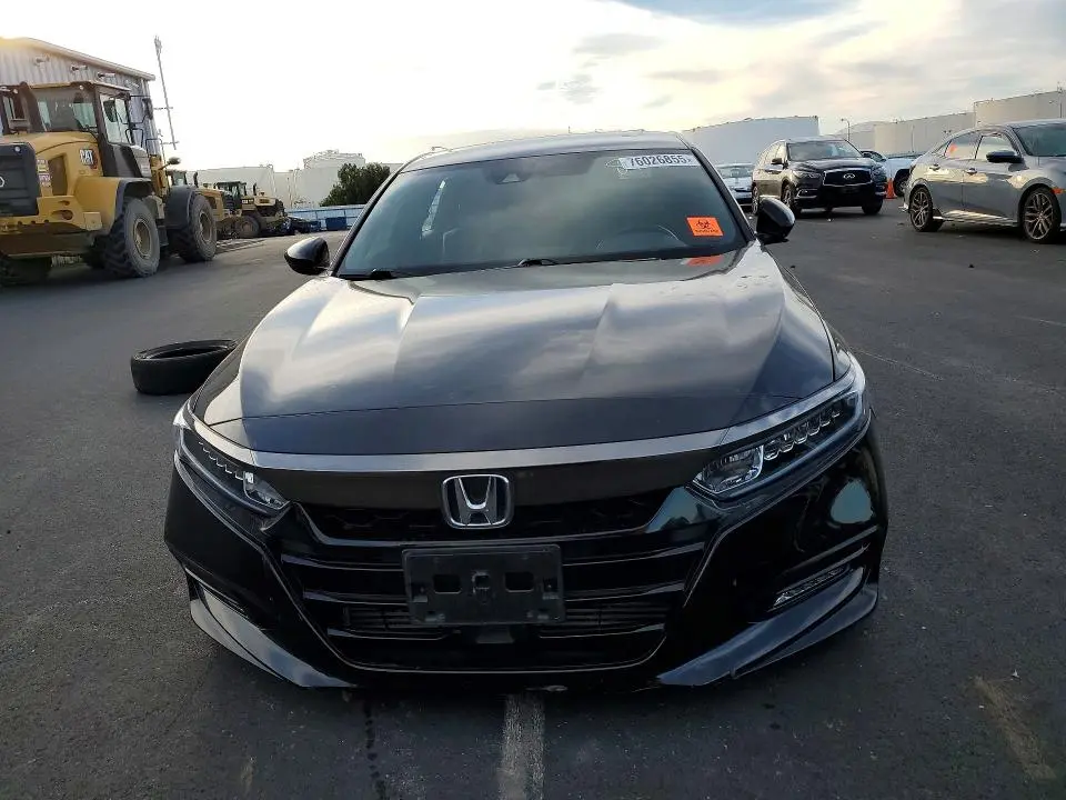 2018 HONDA ACCORD SPORT  