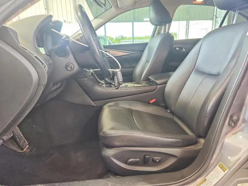 2016 INFINITI Q50   