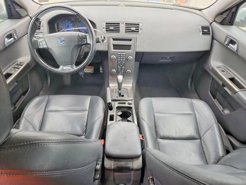 2010 VOLVO S40 T5  