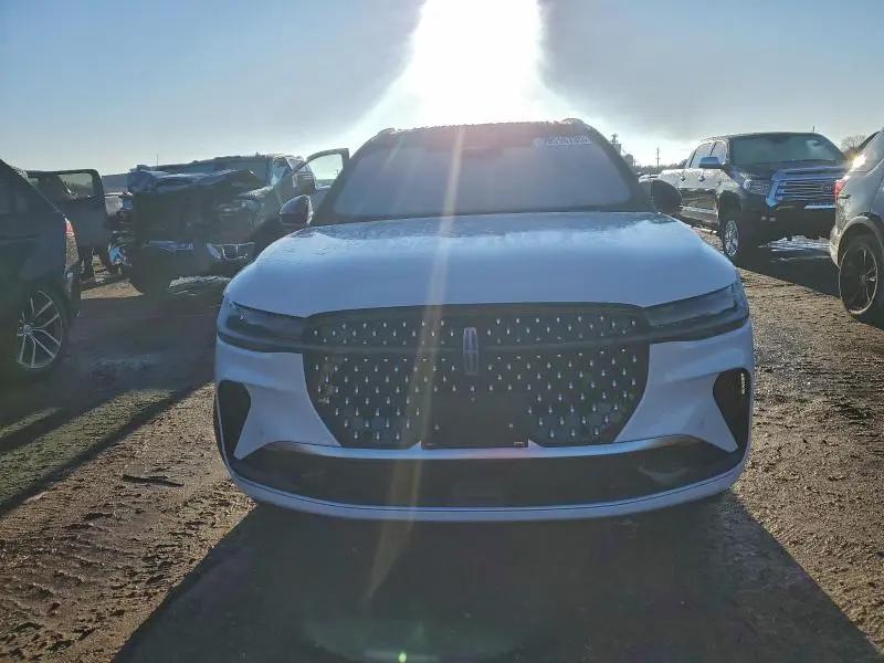 2025 LINCOLN NAUTILUS RESERVE  