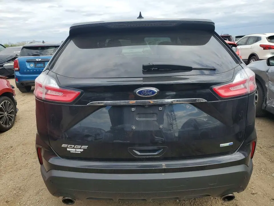 2019 FORD EDGE SE  