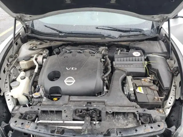2013 NISSAN MAXIMA S  