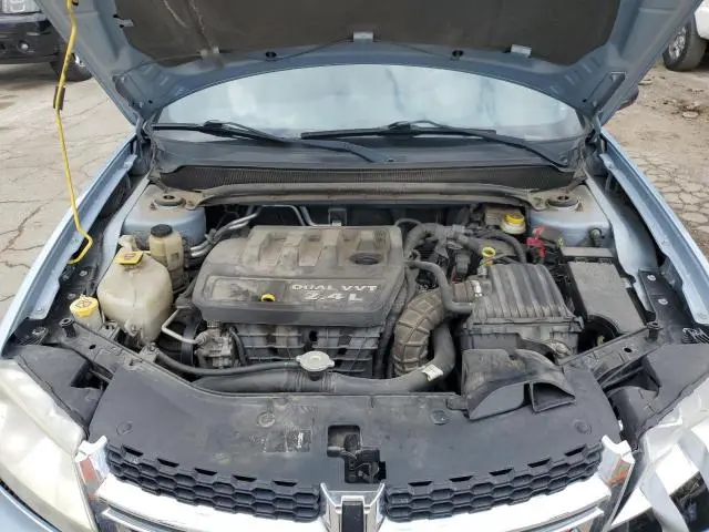 2013 DODGE AVENGER SE  