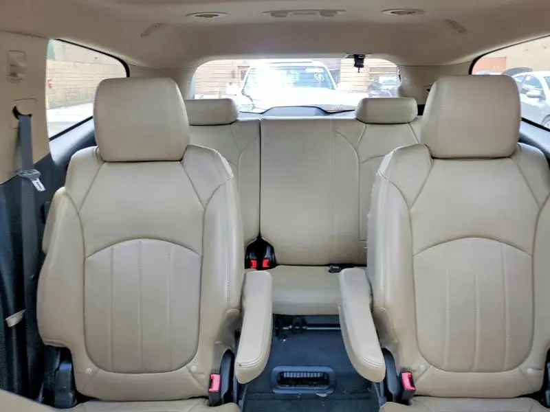 2012 CHEVROLET TRAVERSE LTZ  