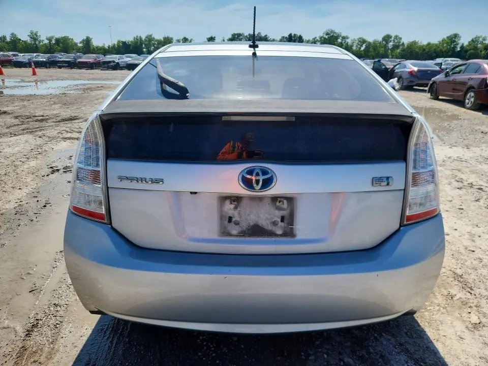 2010 TOYOTA PRIUS IV  