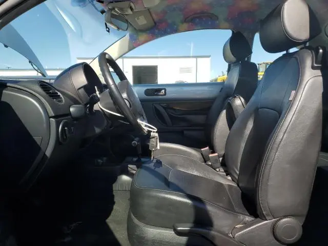 2010 VOLKSWAGEN BEETLE