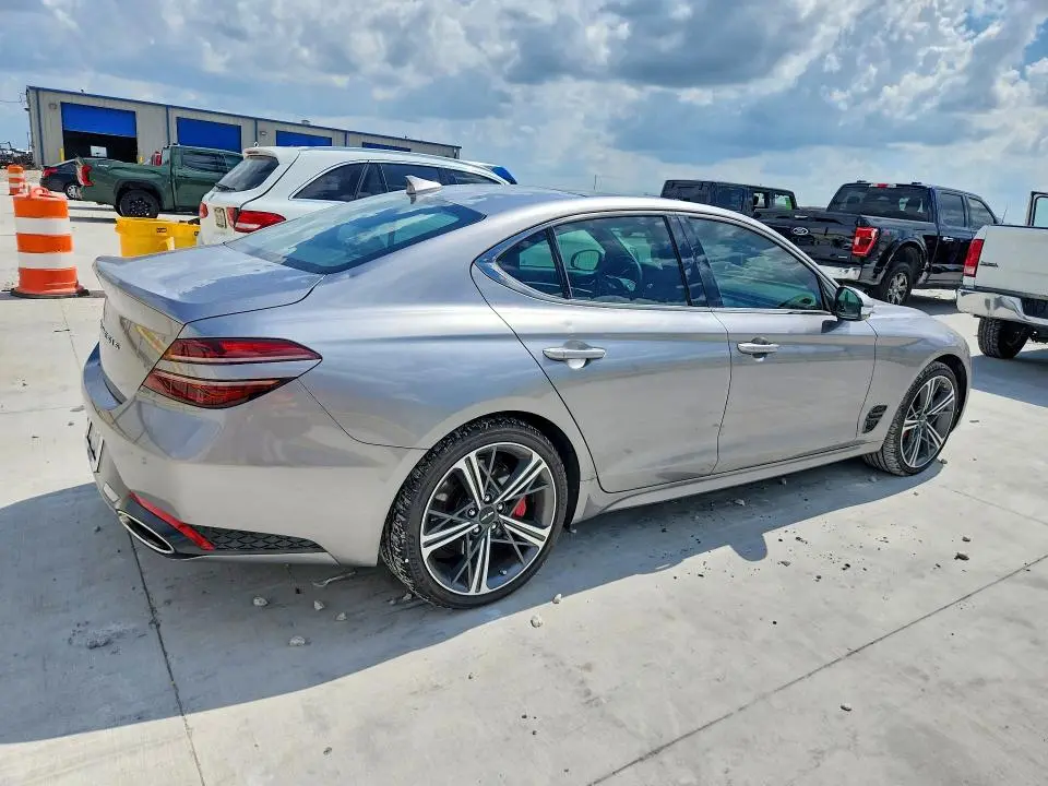 2025 GENESIS G70 2.5T SPORT PRESTIGE  