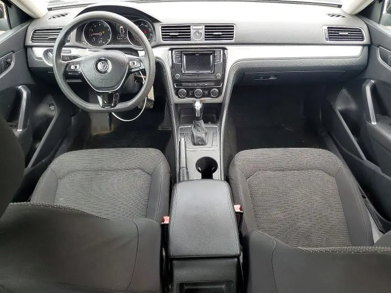 2016 VOLKSWAGEN PASSAT S  