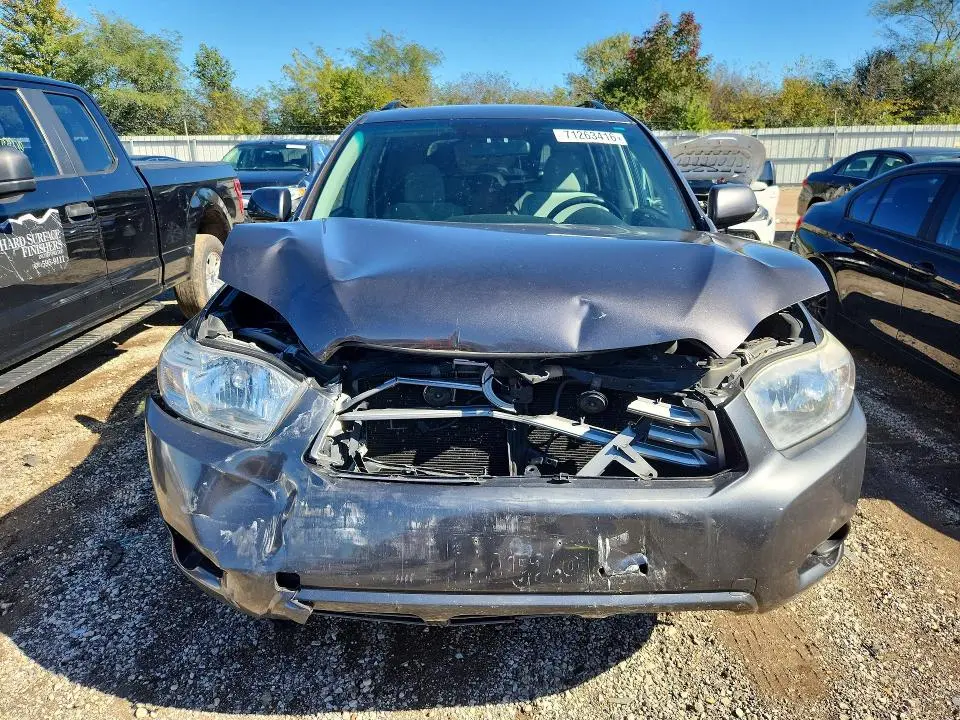 2010 TOYOTA HIGHLANDER BASE  