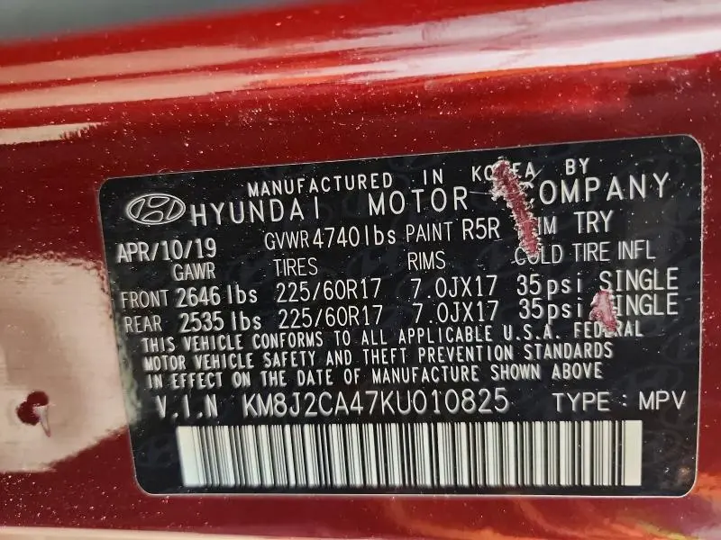 2019 HYUNDAI TUCSON SE  