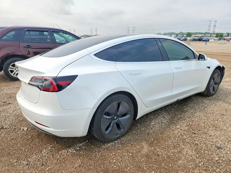 2020 TESLA MODEL 3   